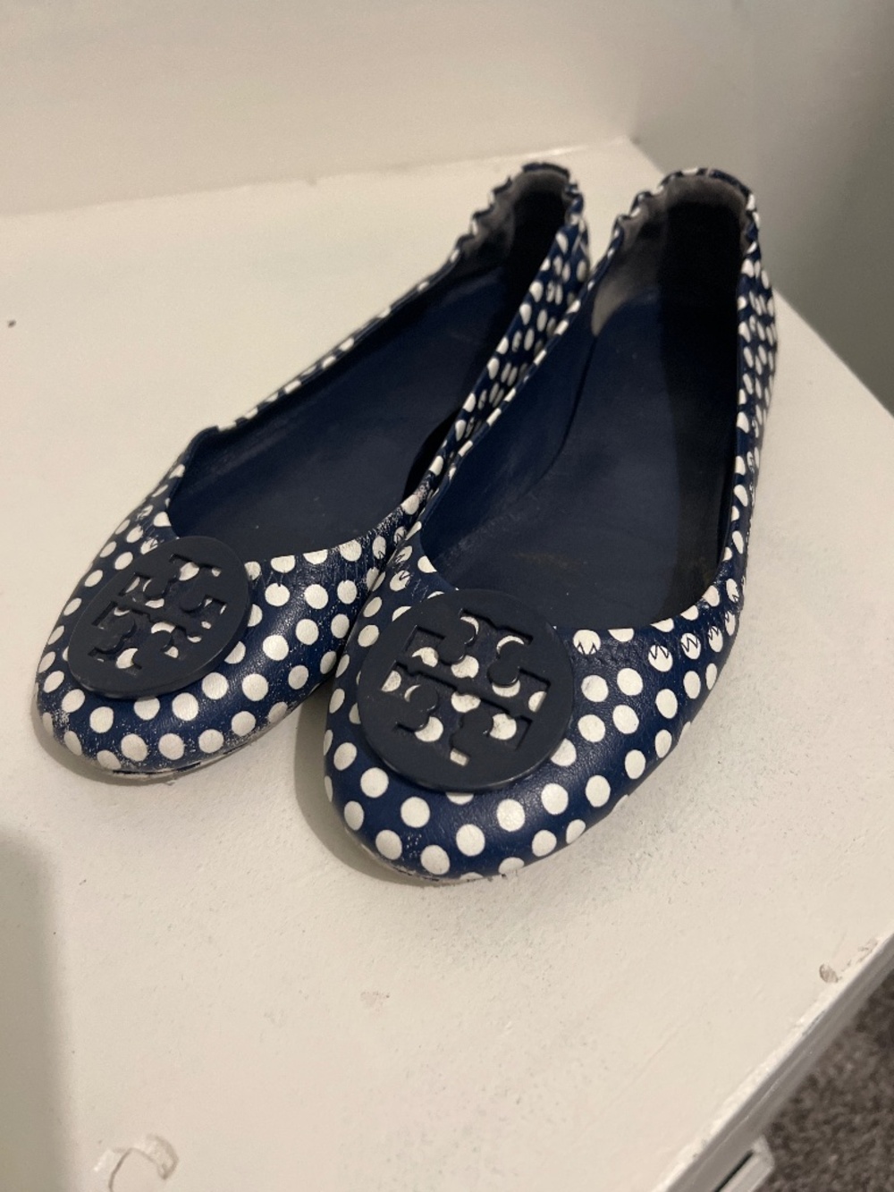Size 9 Navy and white Tory Burch flats
